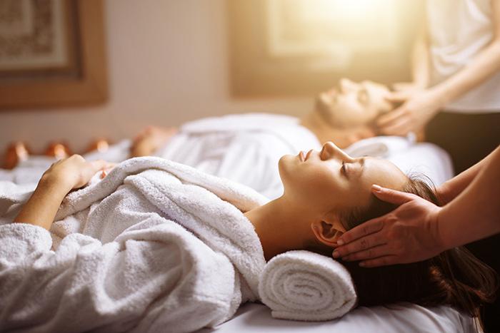 Best Massage Oils for Massage therapists from Lierre