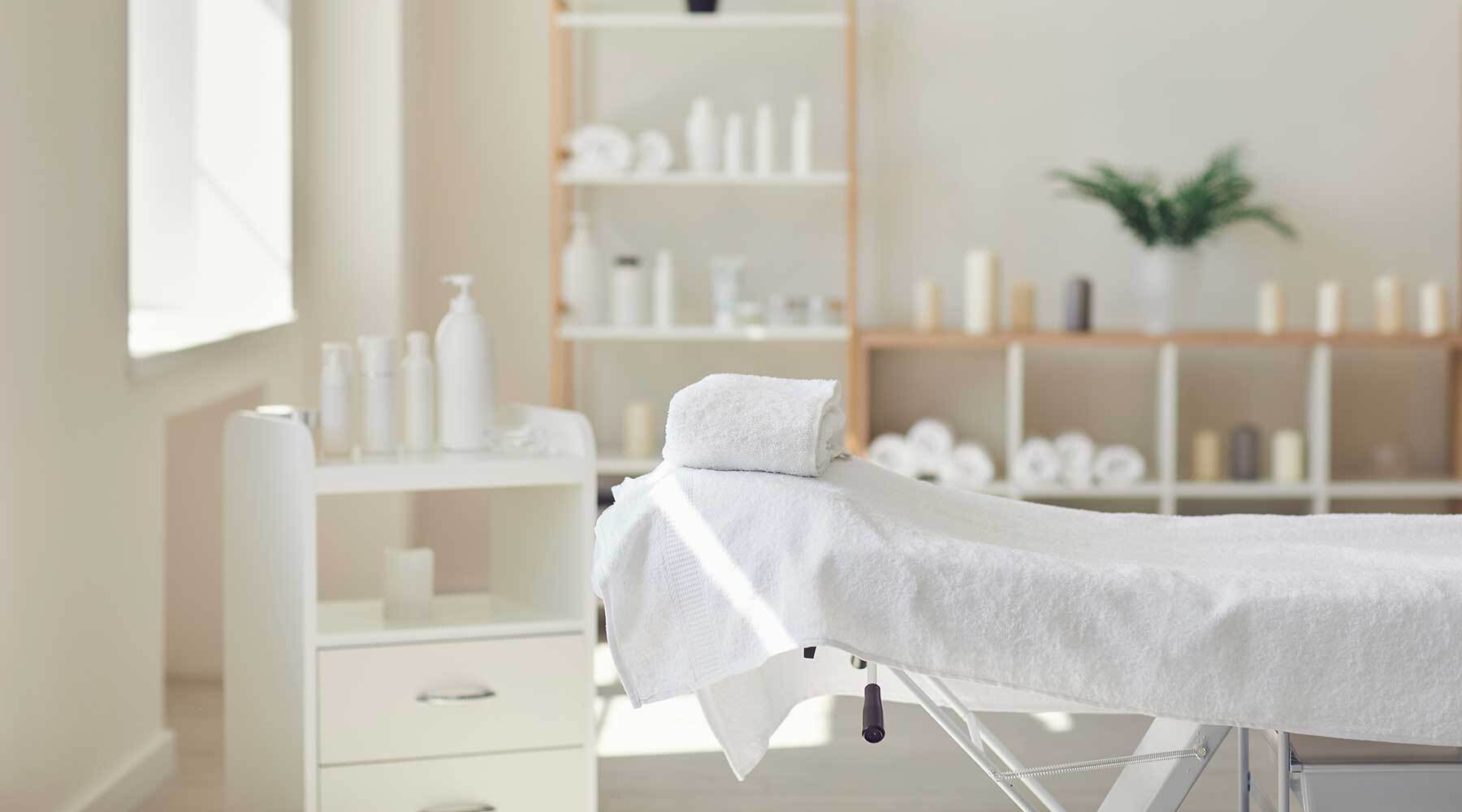 How to Choose Clinic Supplies in Canada