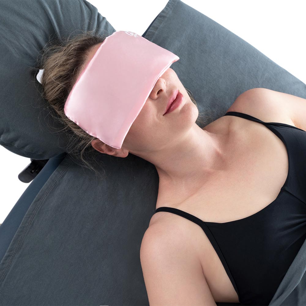 Use Eye pillow with satin fabric cover at massage clinic