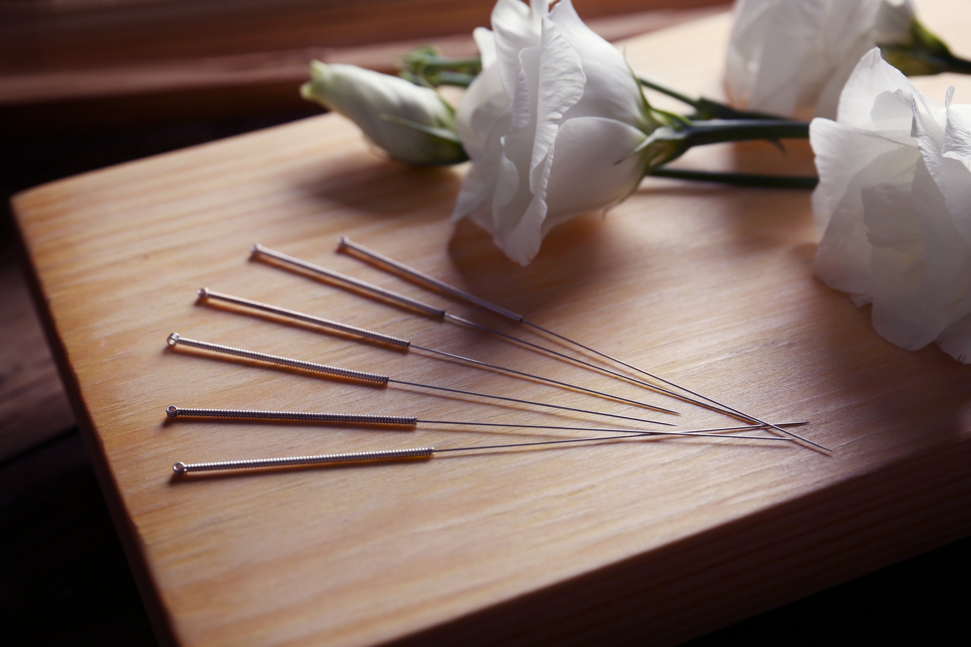 shop professional acupuncture needles in canada at lierre.ca